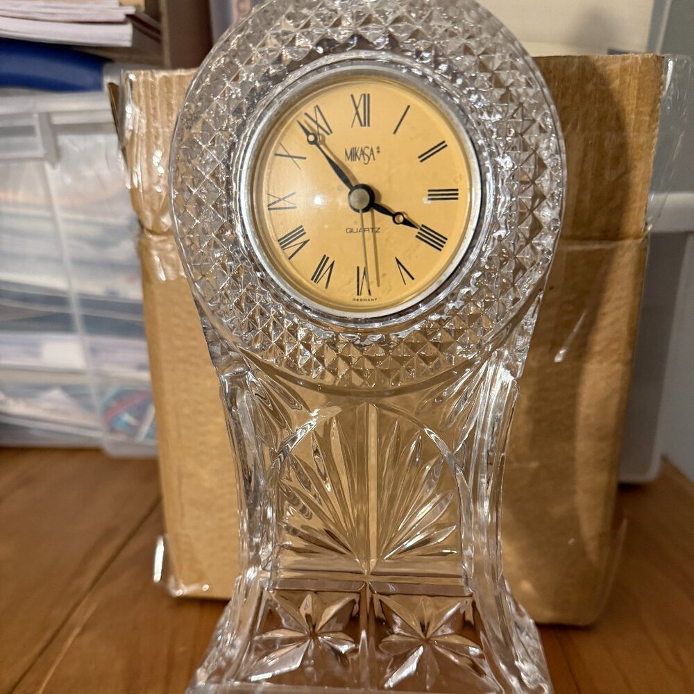 Mikasa Crystal clock